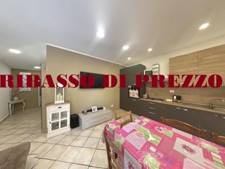 Trilocale in Vendita a Cerveteri, 135'000&euro;, 75 m²