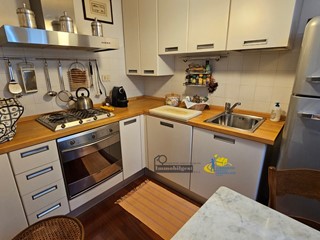 Trilocale in Vendita a Parma, zona Centro storico, 180'000&euro;, 70 m²