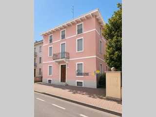 Bilocale in Vendita a Parma, 100'000&euro;, 40 m²