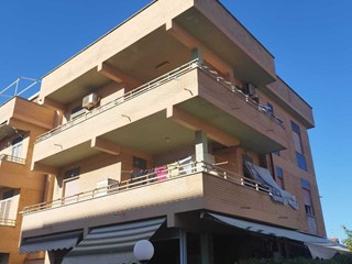 Bilocale in Vendita a Pomezia, zona Torvaianica, 118'000&euro;, 50 m²