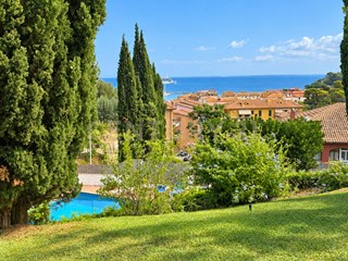 Appartamento in Vendita a Monte Argentario, zona Porto Santo Stefano, 575'000&euro;, 135 m²