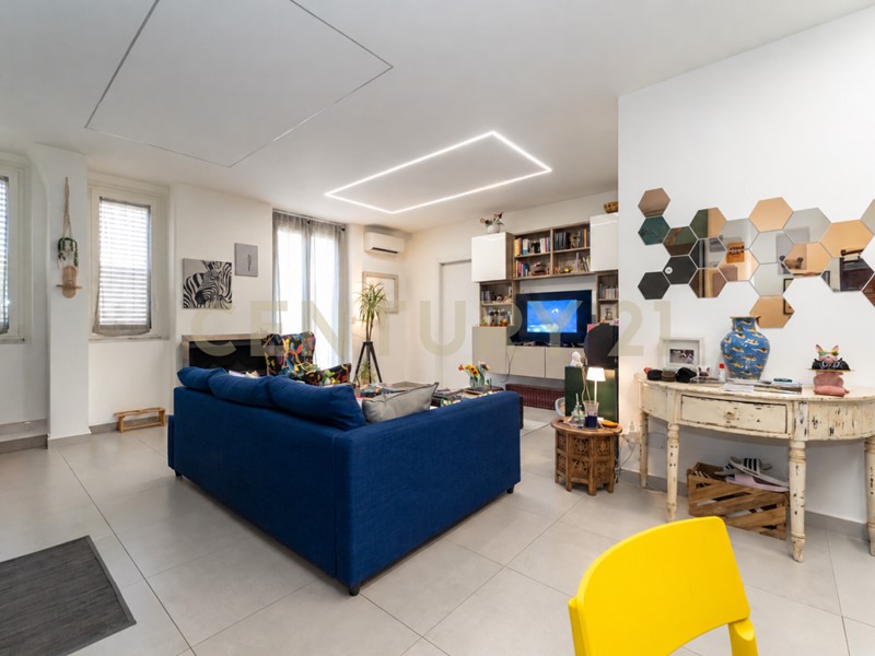 Bilocale in Vendita a Catania, 139'000&euro;, 74 m², arredato