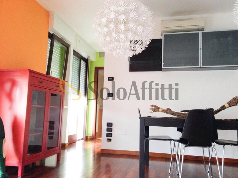 Trilocale in Affitto a Pescara, zona Viale G. Bovio, 870&euro;, 98 m², arredato