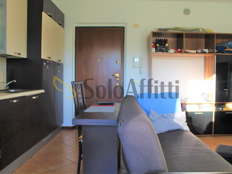 Monolocale in Affitto a Parabiago, 530&euro;, 45 m², arredato