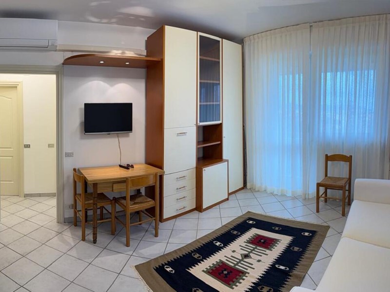 Bilocale in Affitto a Carrara, zona Marina Di Carrara, 650&euro;, 50 m², arredato