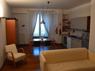 Trilocale in Vendita a Ancona, zona CENTRO STORICO, 183'000&euro;, 72 m², arredato