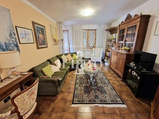 Appartamento in Vendita a Campi Bisenzio, 289'000&euro;, 121 m², con Box
