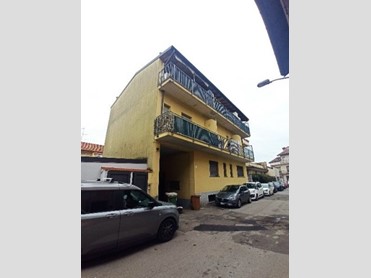 Trilocale in Vendita a Lissone, 101'250&euro;, 92 m²