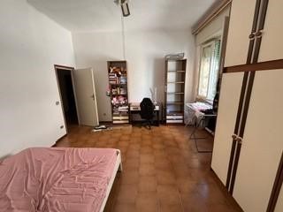 Appartamento in Affitto a Pisa, 330&euro;, 100 m², arredato