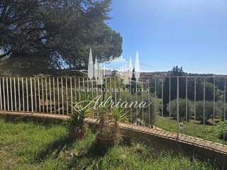 Quadrilocale in Affitto a Siena, 900&euro;, 100 m², arredato