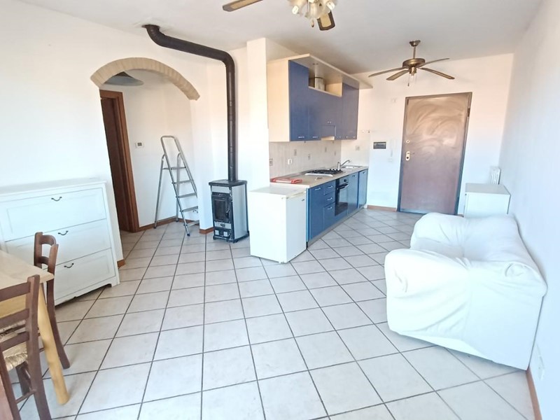 Trilocale in Vendita a Colle di Val D'Elsa, 154'000&euro;, 65 m²