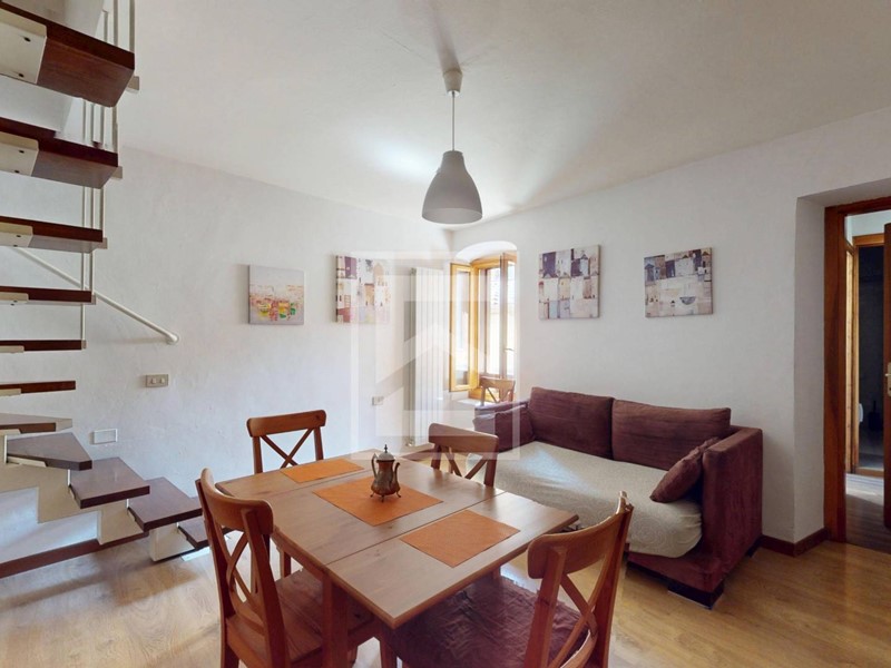 Trilocale in Vendita a Salò, 185'000&euro;, 61 m²