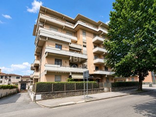 Quadrilocale in Vendita a Pescia, 98'000&euro;, 100 m²