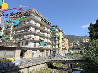 Quadrilocale in Vendita a Rapallo, 120'000&euro;, 60 m²