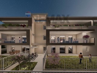Trilocale in Vendita a Cavenago di Brianza, 394'585&euro;, 156 m²