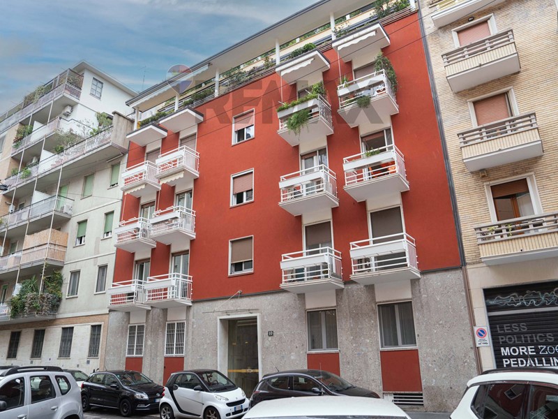 Bilocale in Vendita a Milano, 410'000&euro;, 66 m²