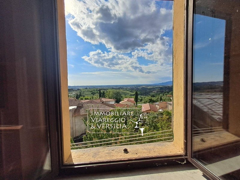 Quadrilocale in Vendita a Capannoli, 88'000&euro;, 100 m²