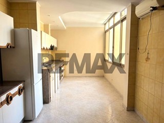 Appartamento in Vendita a Trani, 210'000&euro;, 136 m²