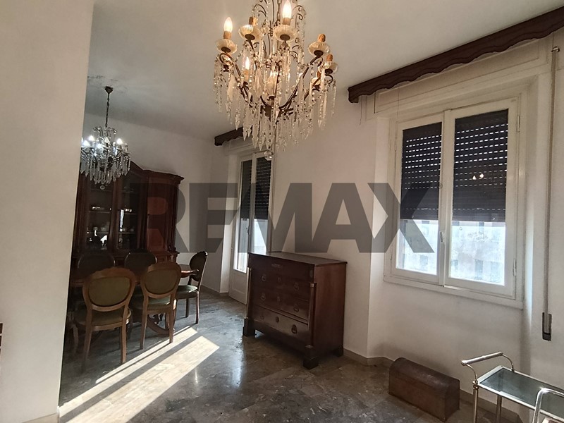 Appartamento in Vendita a Pavia, 260'000&euro;, 125 m²