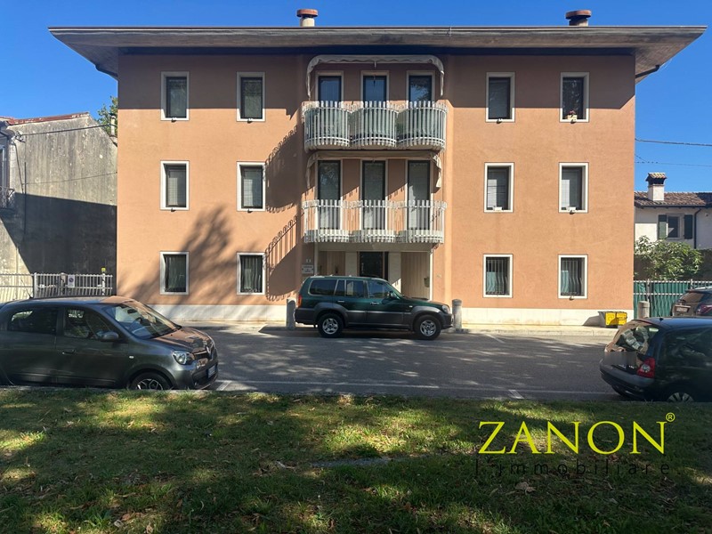 Quadrilocale in Vendita a Gradisca d'Isonzo, 158'000&euro;, 115 m²