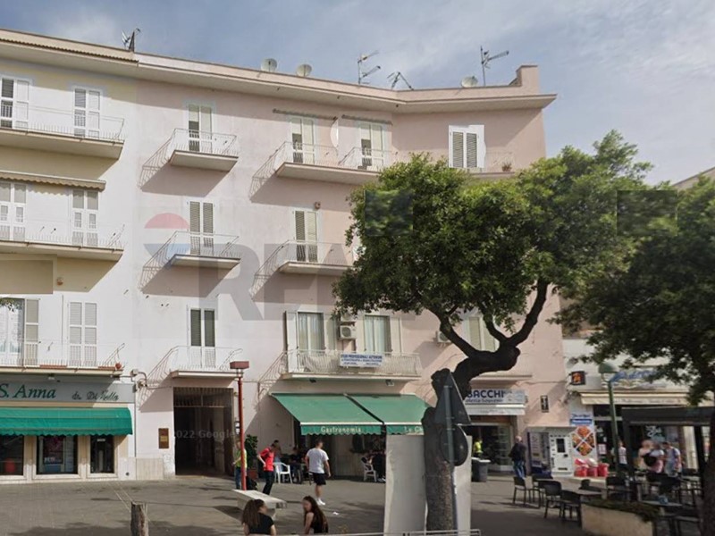 Quadrilocale in Vendita a Formia, 150'000&euro;, 101 m²