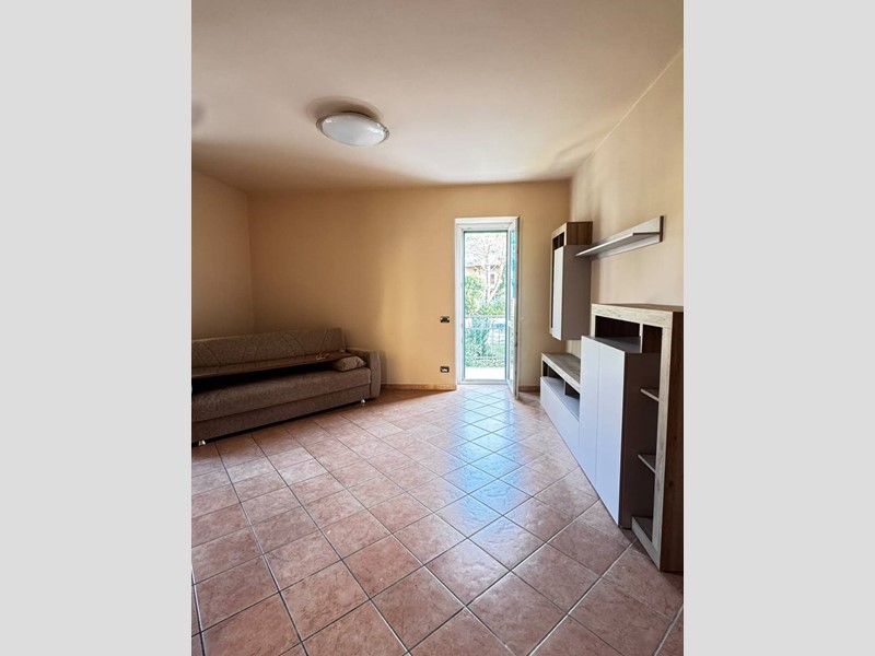 Quadrilocale in Affitto a Sarnico, 950&euro;, 100 m²