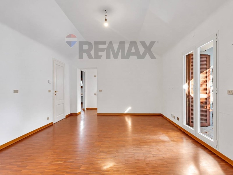 Attico in Affitto a Milano, 1'800&euro;, 147 m²