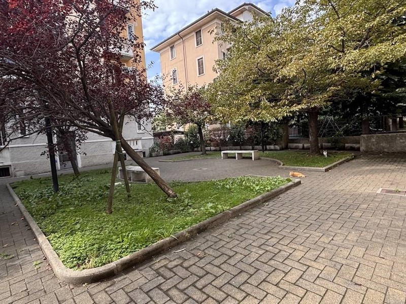 Trilocale in Affitto a Milano, 700&euro;, 72 m²