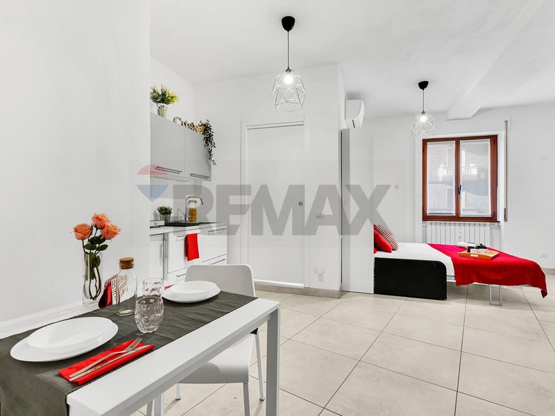 Monolocale in Affitto a Milano, 950&euro;, 35 m²