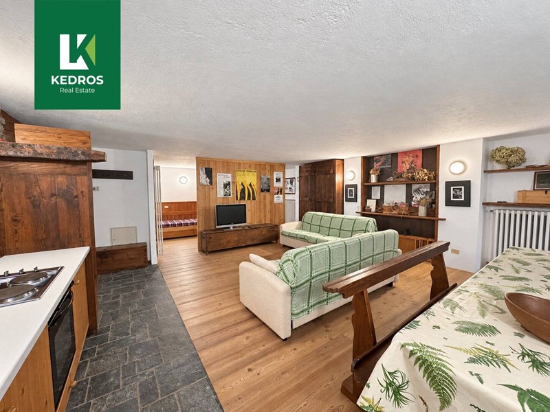 Monolocale in Affitto a Prè Saint Didier, 1'800&euro;, 77 m²