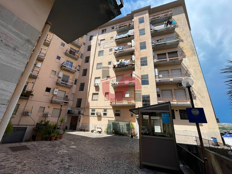 Quadrilocale in Affitto a Benevento, 550&euro;, 90 m²