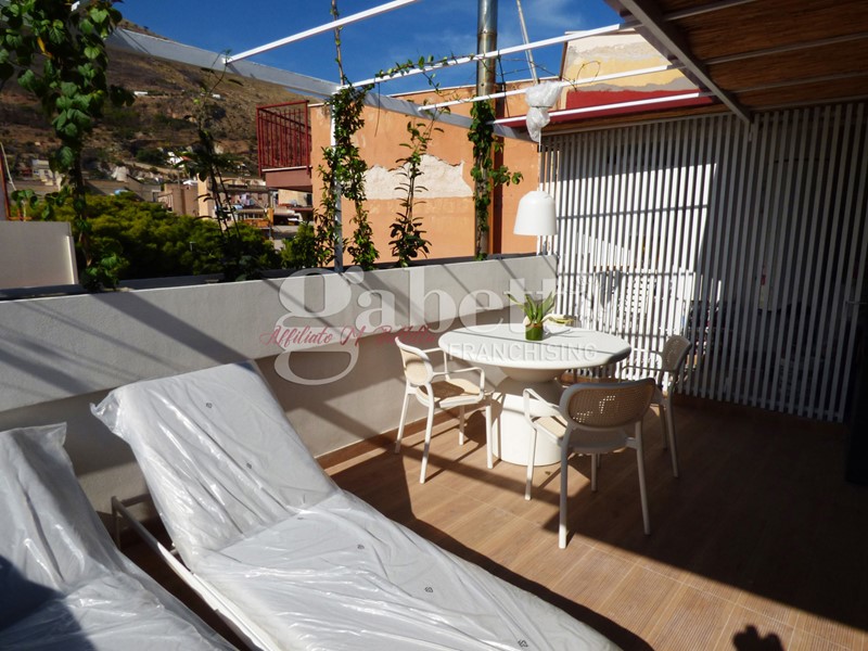 Trilocale in Vendita a Palermo, 197'000&euro;, 112 m², arredato