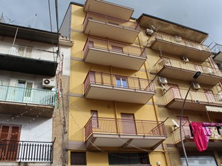 Trilocale in Affitto a Belmonte Mezzagno, 300&euro;, 85 m²