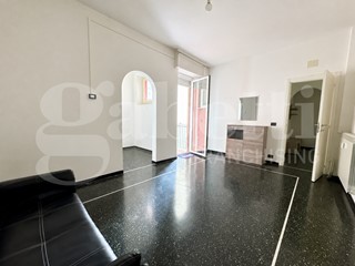Bilocale in Vendita a Genova, 59'500&euro;, 70 m², arredato