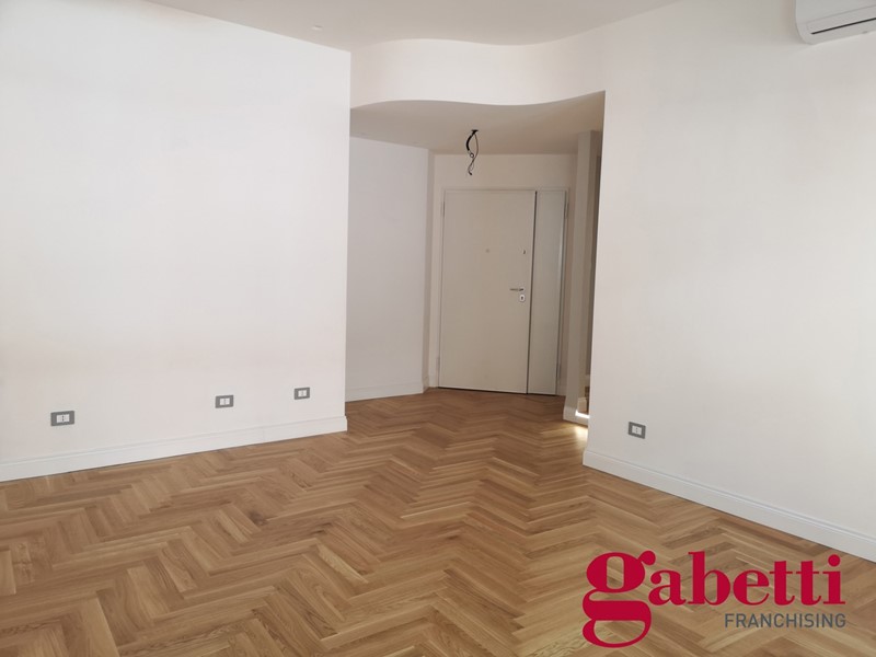 Trilocale in Vendita a Roma, 415'000&euro;, 67 m²