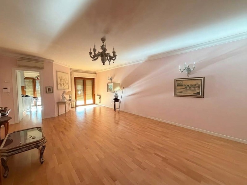 Quadrilocale in Affitto a Roma, 1'300&euro;, 115 m²