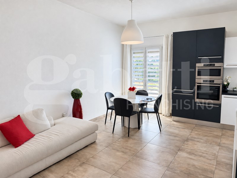 Quadrilocale in Vendita a Oristano, 295'000&euro;, 95 m², arredato