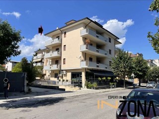 Appartamento in Vendita a Sant'Egidio alla Vibrata, 70'500&euro;, 148 m²