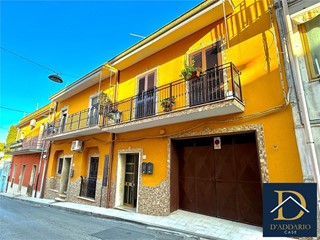 Quadrilocale in Vendita a San Giorgio Ionico, 84'000&euro;, 120 m²