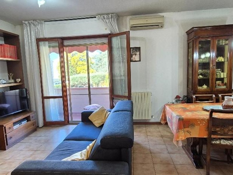 Appartamento in Vendita a Pisa, zona Riglione Oratoio, 270'000&euro;, 100 m², arredato, con Box