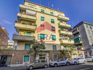 Appartamento in Vendita a Roma, 890'000&euro;, 221 m²