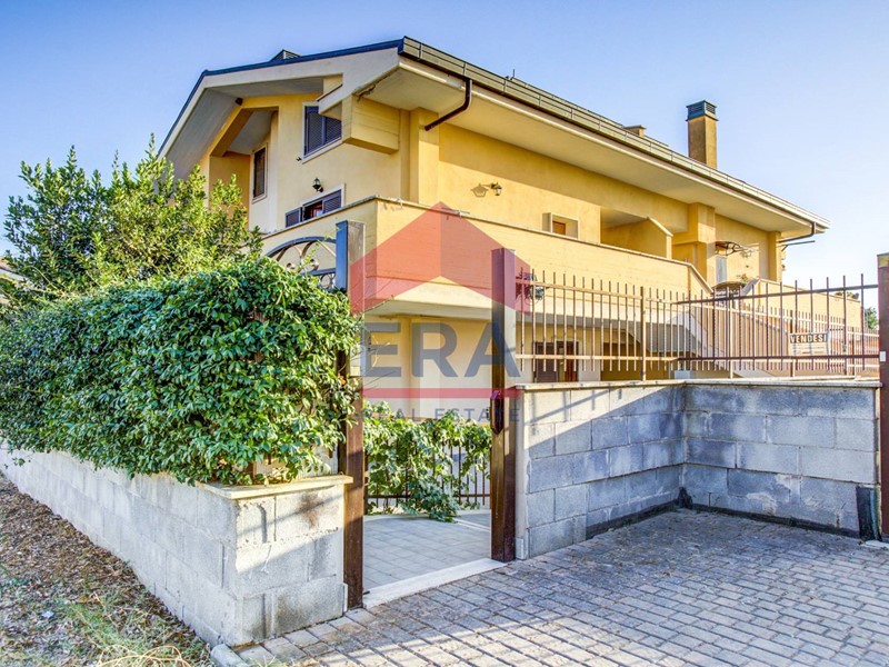 Bilocale in Vendita a Albano Laziale, 139'000&euro;, 46 m²