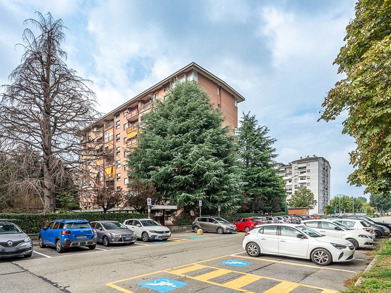 Trilocale in Vendita a Orbassano, 200'000&euro;, 87 m²