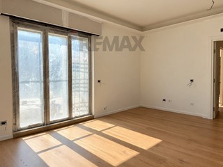 Attico in Vendita a Milano, 445'000&euro;, 75 m²
