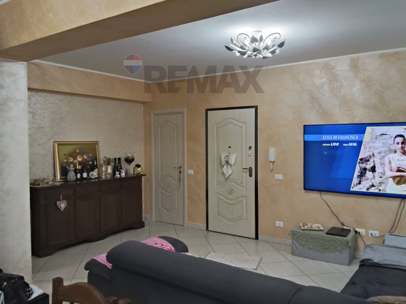 Trilocale in Vendita a Fiumefreddo di Sicilia, 125'000&euro;, 94 m²