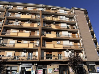Appartamento in Vendita a Cosenza, 185'000&euro;, 186 m²