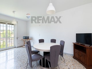 Quadrilocale in Vendita a Roma, 145'000&euro;, 118 m²