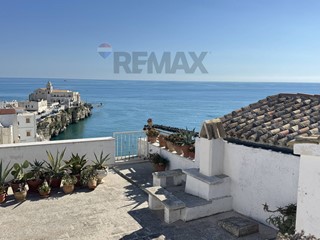 Appartamento in Vendita a Vieste, 754'620&euro;, 244 m²