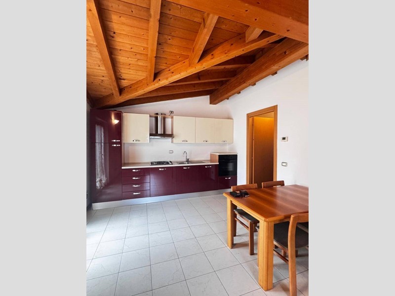 Bilocale in Affitto a Paratico, 750&euro;, 65 m²