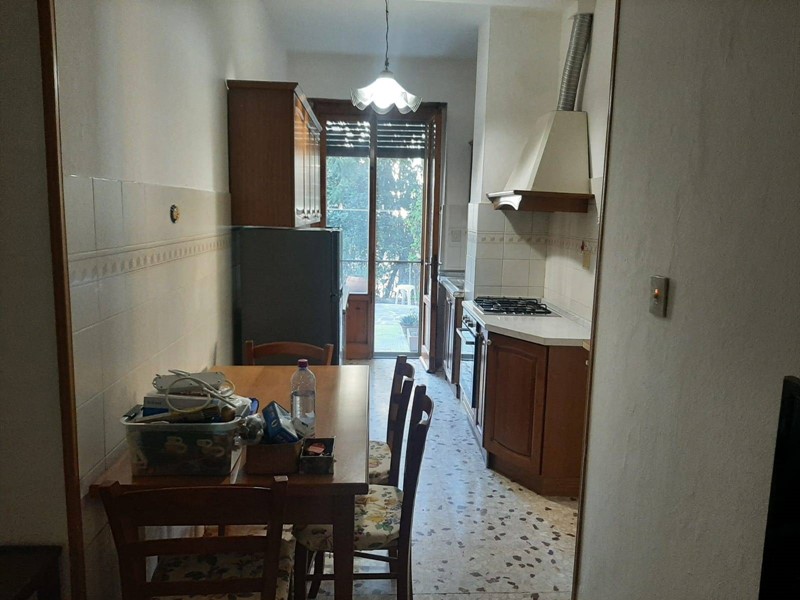 Trilocale in Affitto a Pisa, 800&euro;, 70 m²